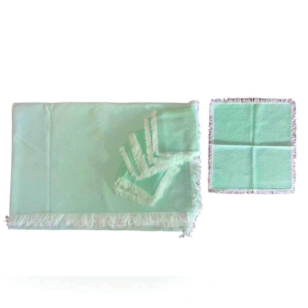 Pastel Green Cotton Rectangle Table cloth And Set Of 8 Napkins NWOT vintage‎
